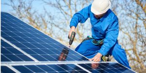 Installation Maintenance Panneaux Solaires Photovoltaïques à Chevinay